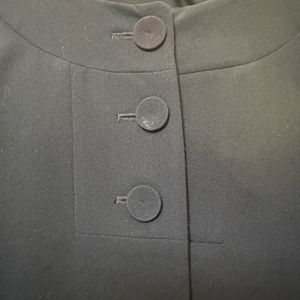 Black Crepe Swing Jacket with Bracelet Length Sleeve - Picture 2 of 4